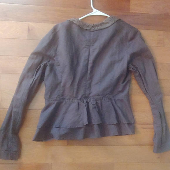 Downsizing - Picture 3 of 3